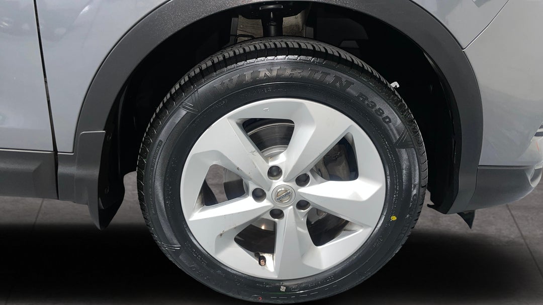 2018 Nissan Qashqai St, Automatic, 75663 km, Right Front Wheel