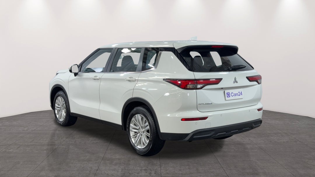2024 Mitsubishi Outlander Es 5 Seat (2wd), Automatic, 53436 km, Left Back Diagonal (45- Degree) View