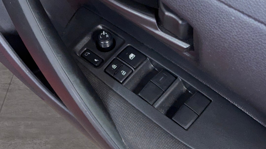 2019 Toyota Corolla Ascent Sport Hybrid, Automatic, 90686 km, Drivers Side Door Panel Controls