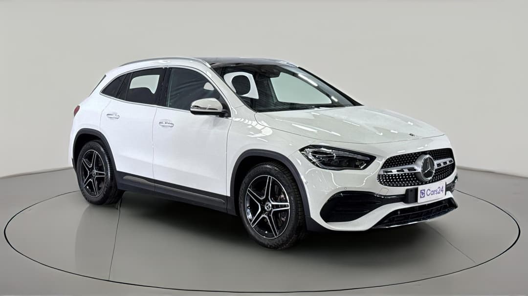 2021 Mercedes-benz GLA 250 4matic, Automatic, 16149 km, Right Front Diagonal (45- Degree) View