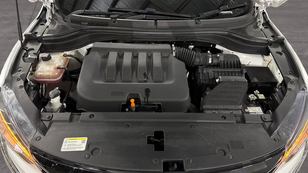 2023 Mahindra Xuv700 Ax7l, Automatic, 60220 km, Open Bonnet (Engine)