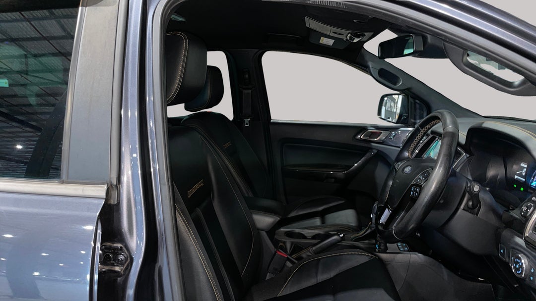 2019 Ford Ranger Wildtrak 3.2 (4x4), Automatic, 125916 km, Right Side Front Door Cabin View