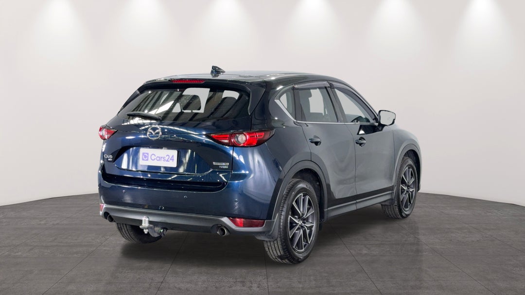 Right Back Diagonal (45- Degree) View