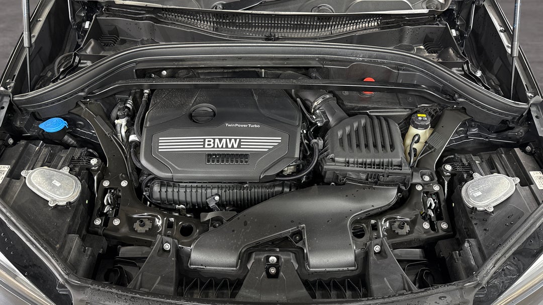 2020 BMW X1 sDrive 20i, Automatic, 44202 km, Open Bonnet (Engine)