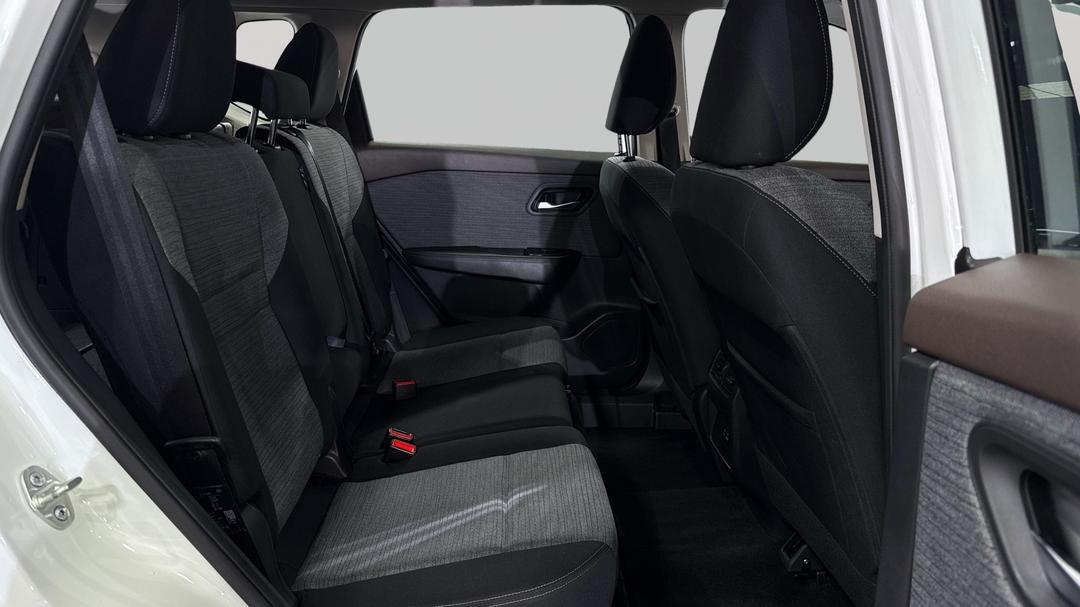 2024 Nissan X-trail St (4WD), Automatic, 49970 km, Right Side Rear Door Cabin View