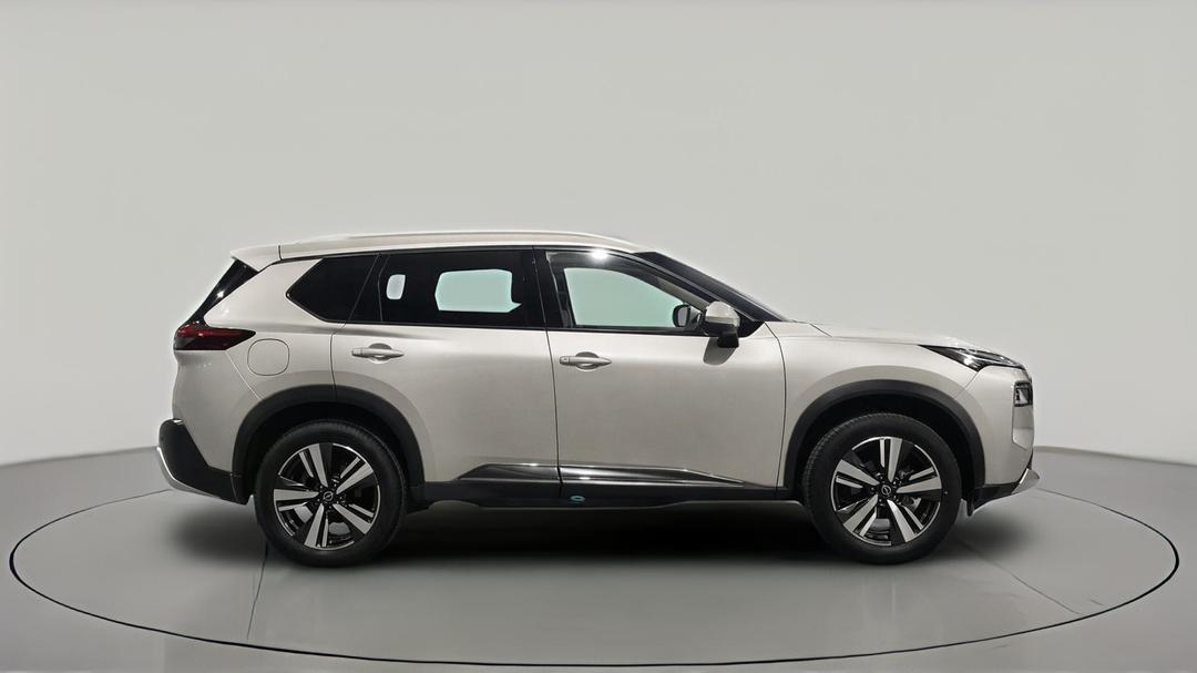 2022 Nissan X-trail Ti-l (4WD), Automatic, 54121 km, Right Side View