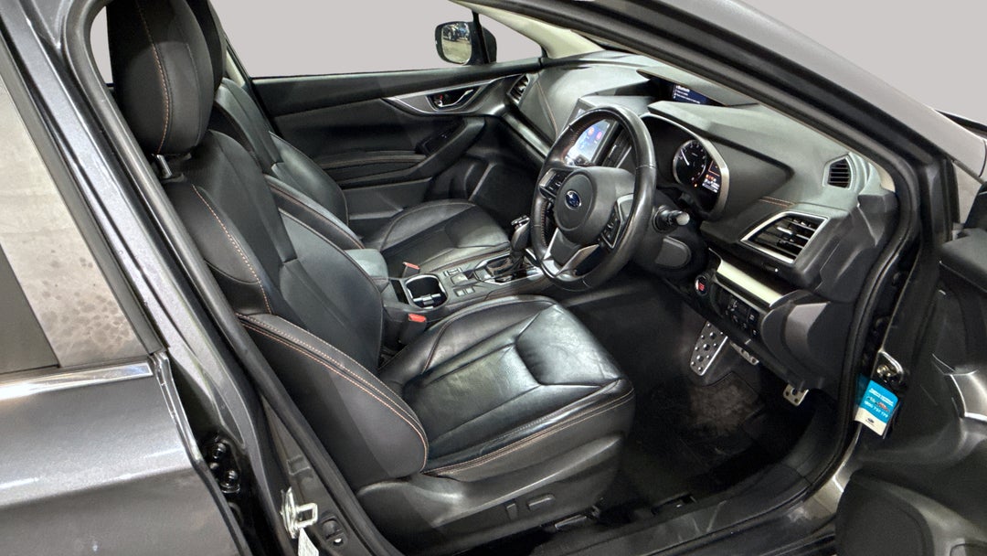 2021 Subaru XV 2.0i-s AWD, Automatic, 72900 km, Right Side Front Door Cabin View