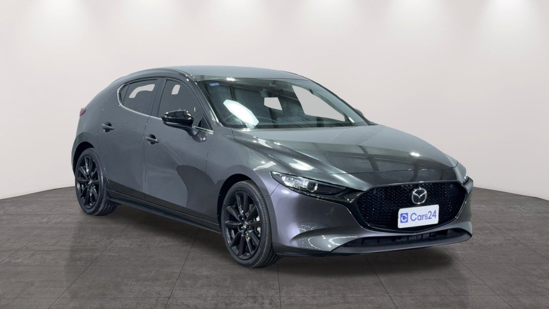 Right Front Diagonal (45- Degree) View