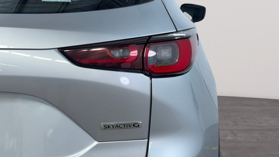 Badge (Boot Right Side)