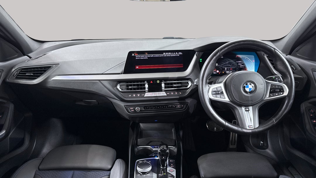 2023 BMW 1 18i M Sport, Automatic, 22449 km, Dashboard View
