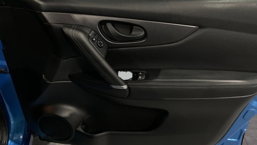 2017 Nissan Qashqai St-l, Automatic, 151809 km, Speaker View