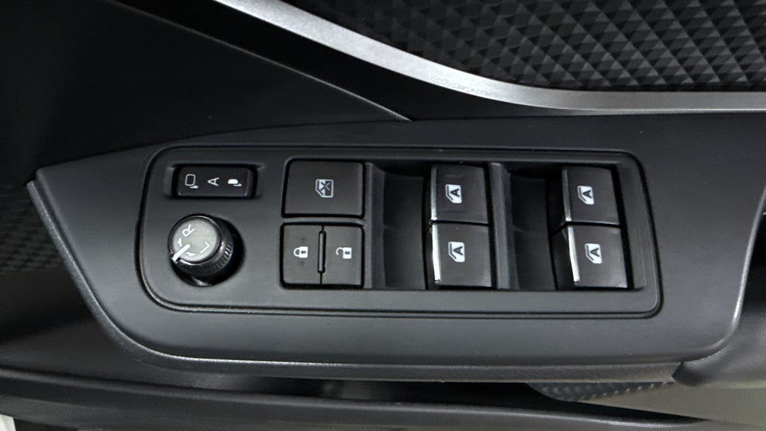 2019 Toyota C-HR (2WD), Automatic, 39020 km, Drivers Side Door Panel Controls