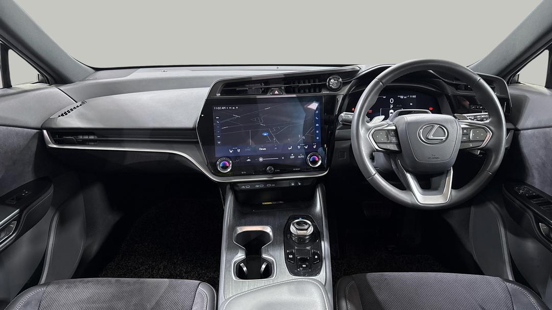 2023 Lexus Rz450e Sports Luxury, Automatic, 27227 km, Dashboard View