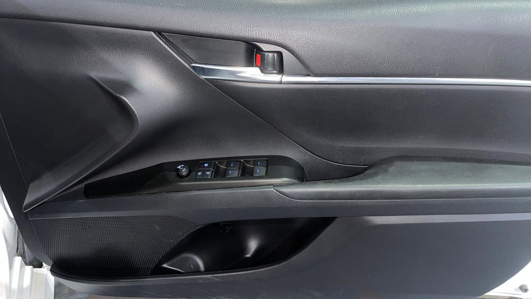 2023 Toyota Camry Ascent Hybrid, Automatic, 35467 km, Speaker View