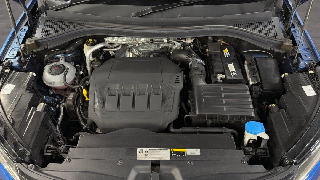 Open Bonnet (Engine)