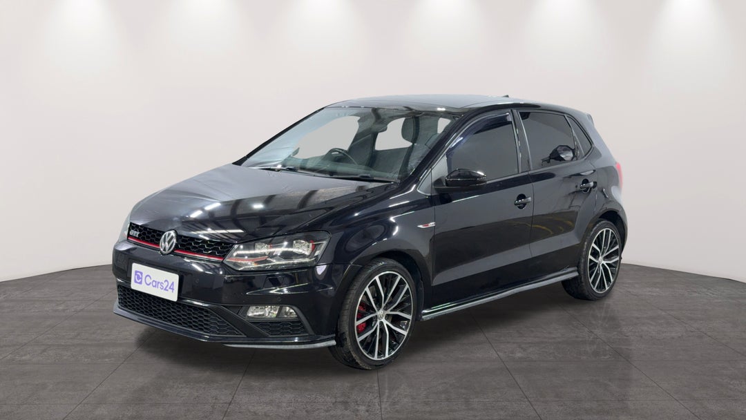 Left Front Diagonal (45- Degree) View