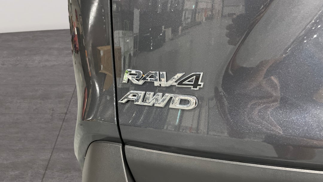 2021 Toyota RAV4 Cruiser (AWD) Hybrid, Automatic, 49840 km, Badge (Boot Left Side)