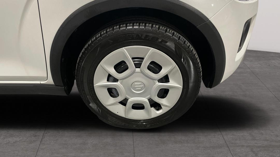 2022 Suzuki Ignis Gl, Automatic, 19326 km, Right Front Wheel