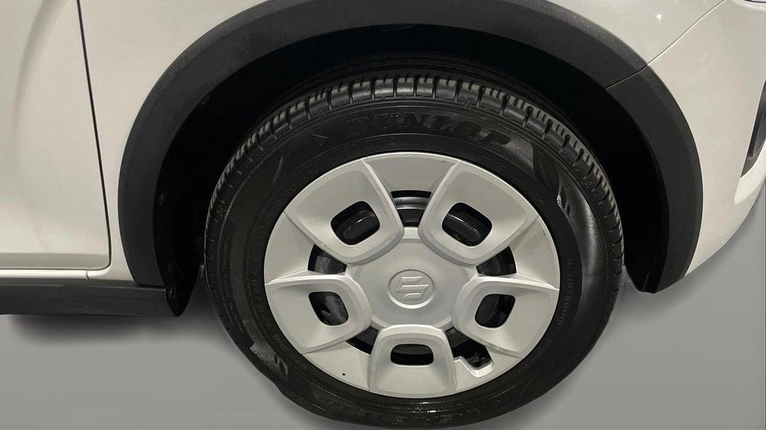 2022 Suzuki Ignis Gl, Automatic, 19326 km, Right Front Wheel
