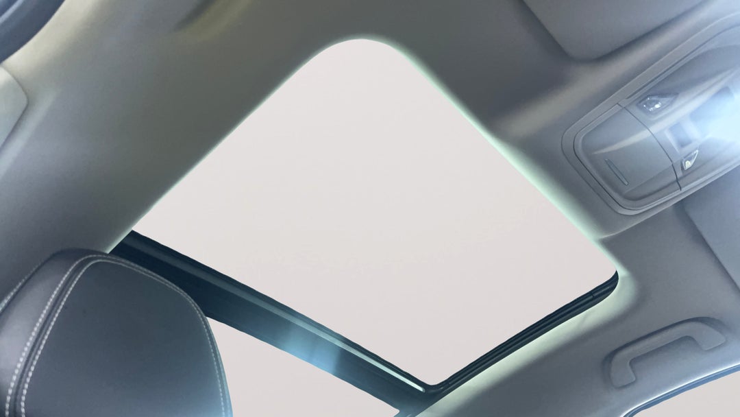 Interior Sunroof/Moonroof