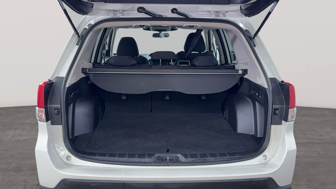 2024 Subaru Forester 2.5i (AWD), Automatic, 39036 km, Boot Inside View
