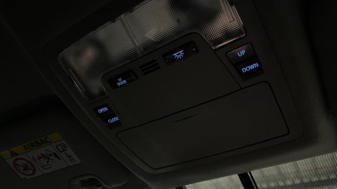 2016 Toyota Kluger Grande (4x4), Automatic, 104656 km, On-Roof Controls/Sunglass holder