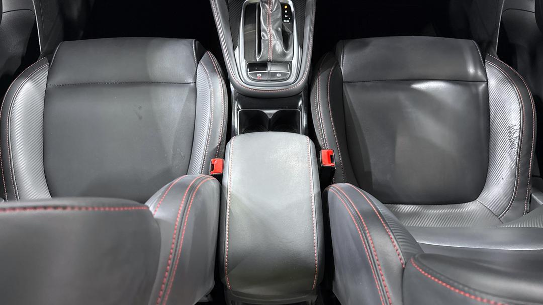 2021 MG Zst Excite, Automatic, 82645 km, Center Console