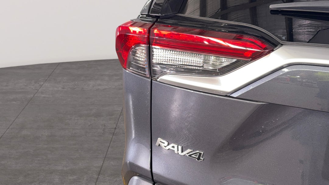 Badge (Boot Left Side)