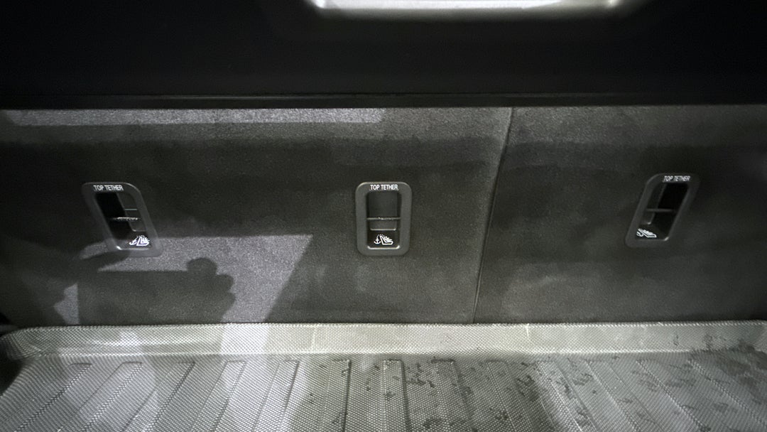 2024 Chery Tiggo 8 Pro Max Elite 2WD, Automatic, 20388 km, Right Side Rear Door Cabin View