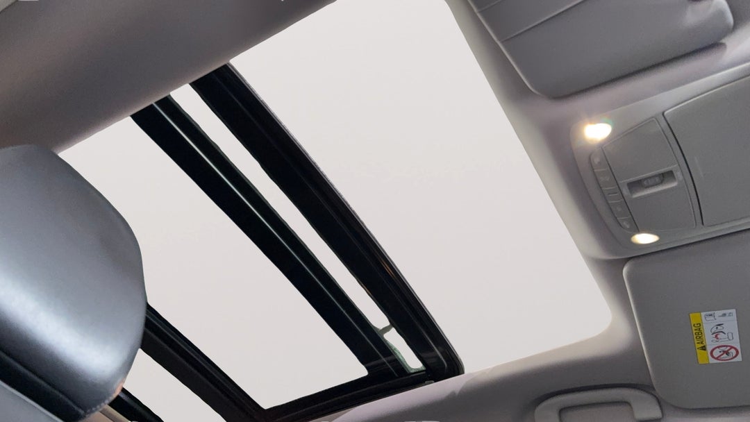 Interior Sunroof/Moonroof