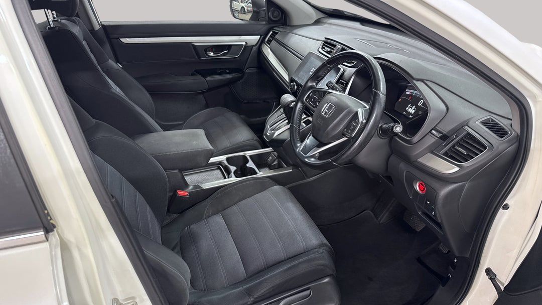 2017 Honda CR-V Vti-s (2WD), Automatic, 83983 km, Right Side Front Door Cabin View
