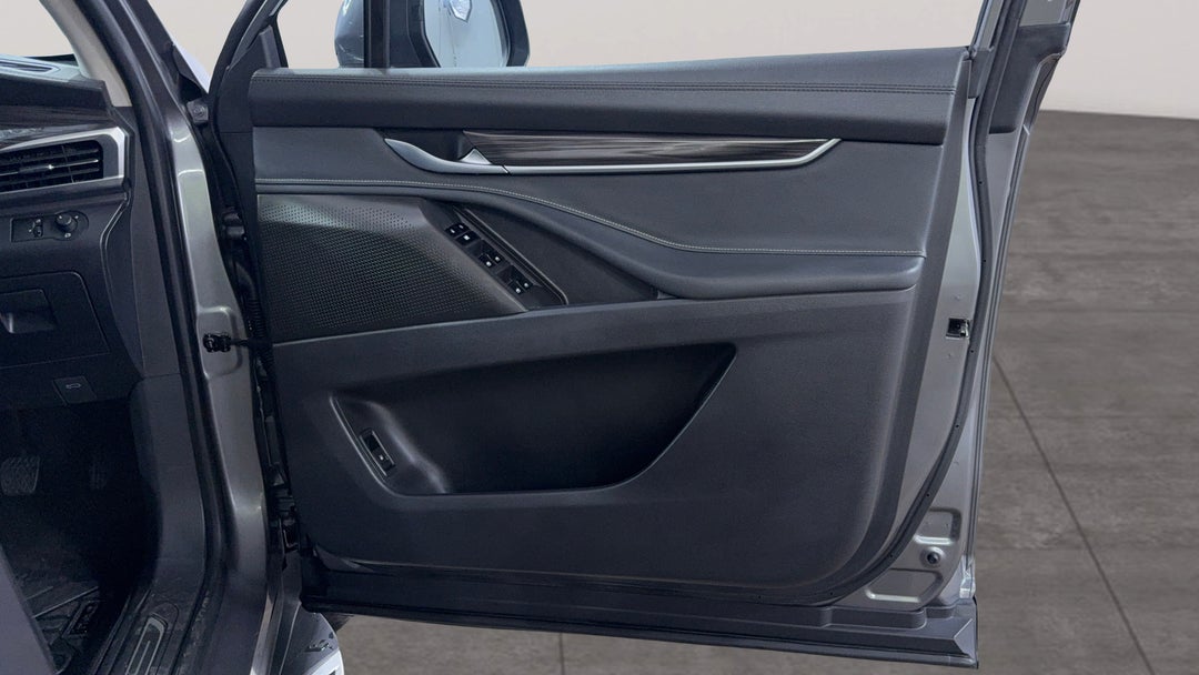 2021 LDV D90 Executive (4WD) D20, Automatic, 53966 km, Speaker View