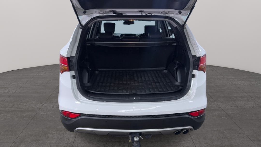 2013 Hyundai Santa Fe Highlander Crdi (4x4), Automatic, 140332 km, Boot Inside View