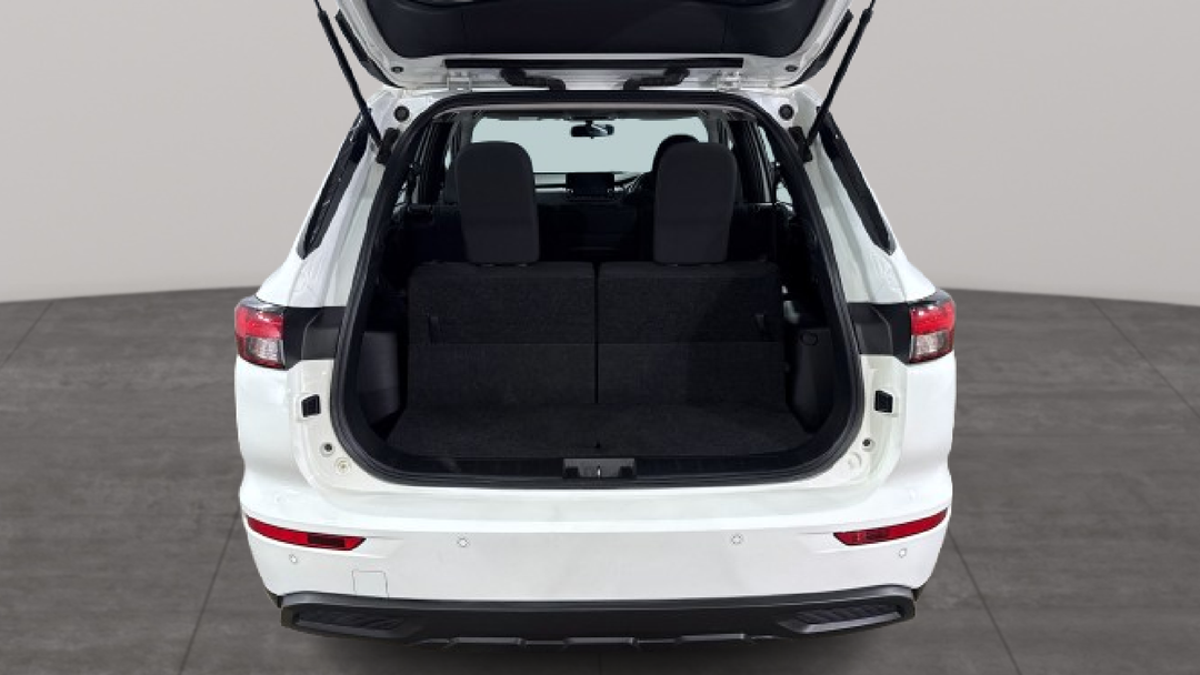 2023 Mitsubishi Outlander Es 7 Seat (2WD), Automatic, 52062 km, Boot Inside View