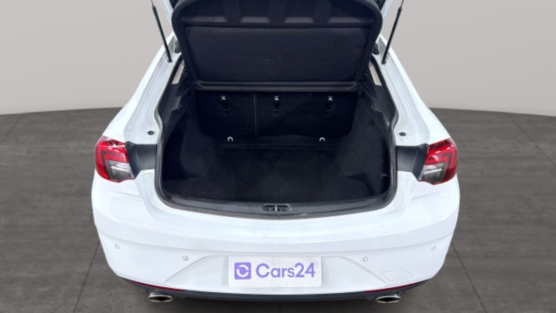 2017 Holden Commodore Lt, Automatic, 106446 km, Boot Inside View