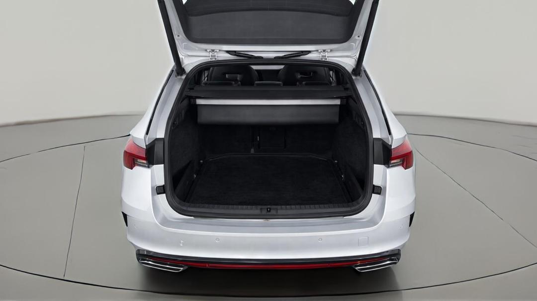 2020 SKODA Octavia Rs, Automatic, 114808 km, Boot Inside View