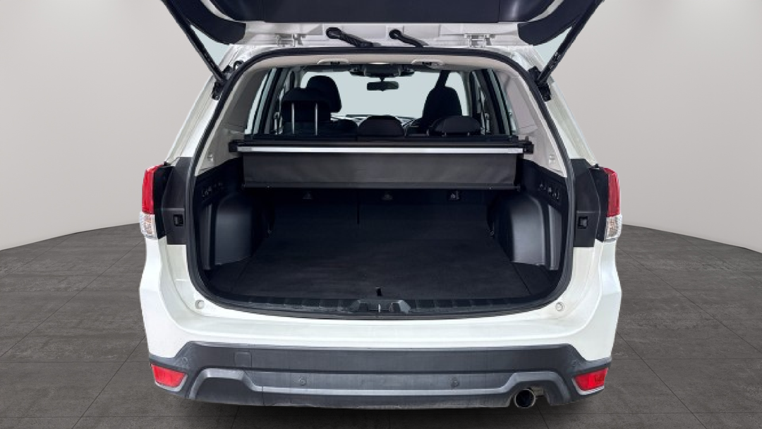 2022 Subaru Forester 2.5i Premium (AWD), Automatic, 70641 km, Boot Inside View
