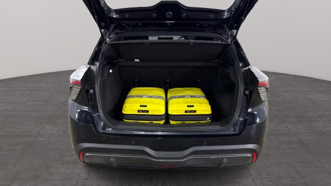 2024 MG Mg4 Excite 51, Automatic, 3550 km, Boot Inside View with Luggage
