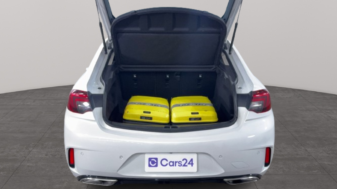 2018 Holden Commodore Rs-v, Automatic, 77855 km, Boot Inside View with Luggage