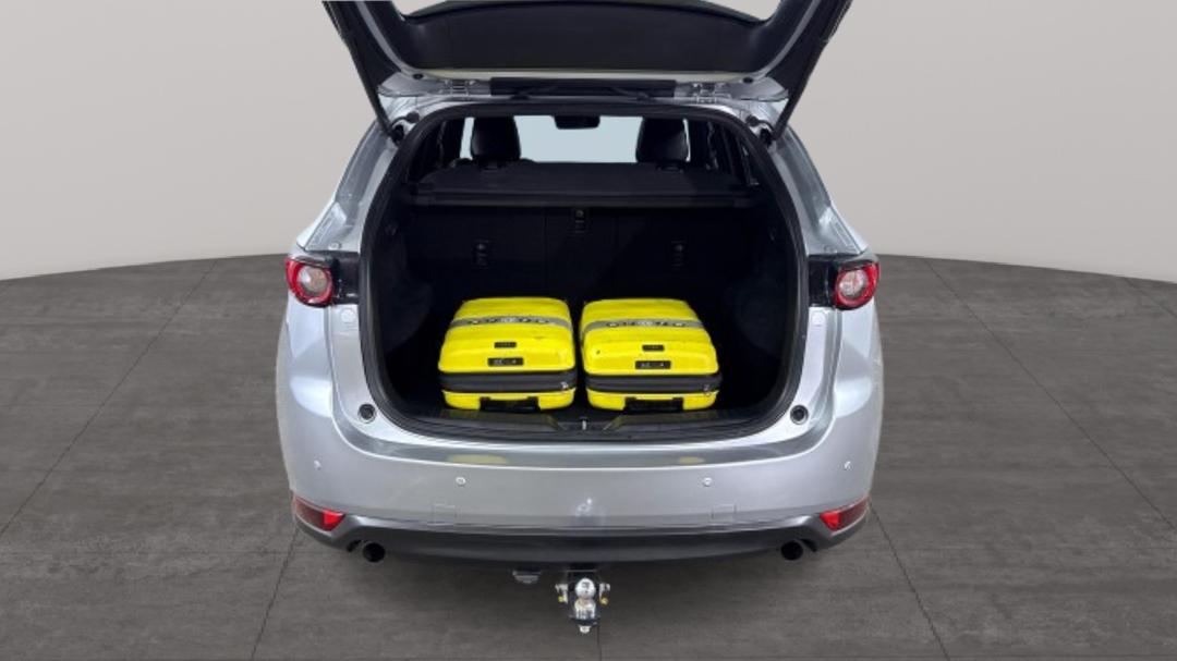 2019 Mazda CX-5 Akera (4x4), Automatic, 109222 km, Boot Inside View with Luggage