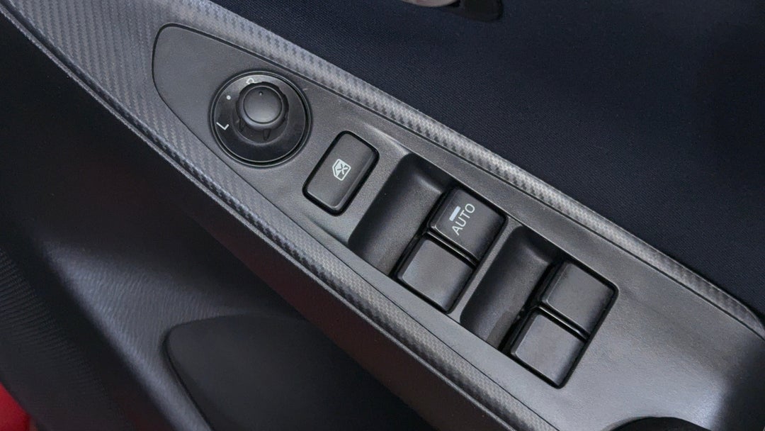 2016 Mazda Mazda2 Maxx, Automatic, 55855 km, Drivers Side Door Panel Controls