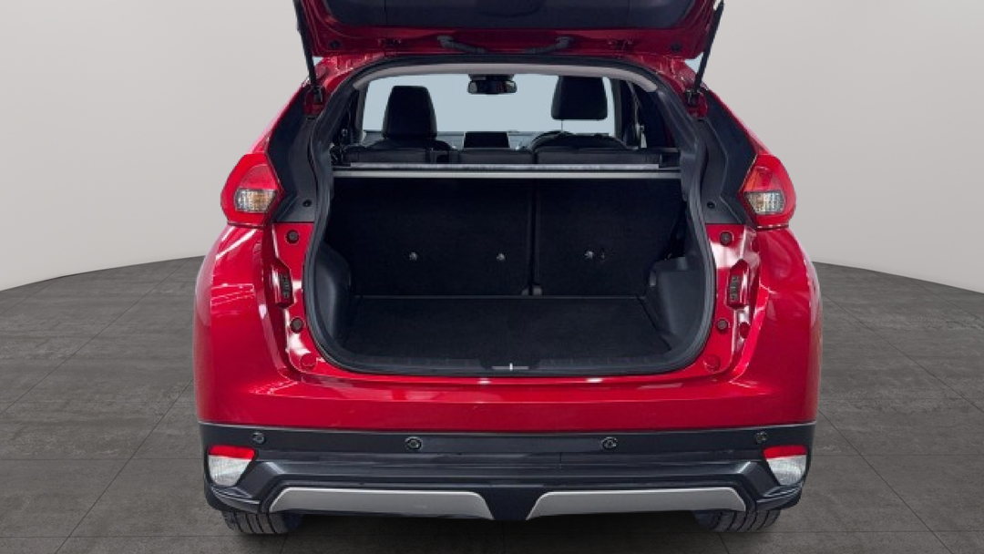 2018 Mitsubishi Eclipse Cross Exceed (AWD), Automatic, 96321 km, Boot Inside View