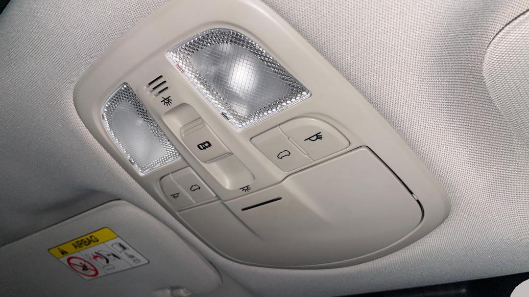 2021 LDV G10 Executive (7 Seat Mpv), Automatic, 72146 km, On-Roof Controls/Sunglass holder