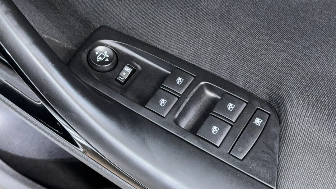 Drivers Side Door Panel Controls