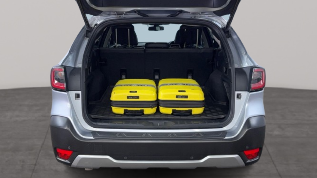 2021 Subaru Outback AWD Touring, Automatic, 91597 km, Boot Inside View with Luggage