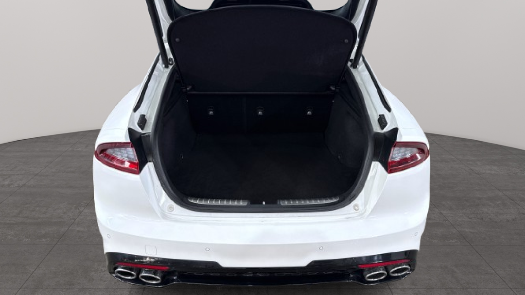 2019 Kia Stinger Gt (black Leather), Automatic, 141621 km, Boot Inside View