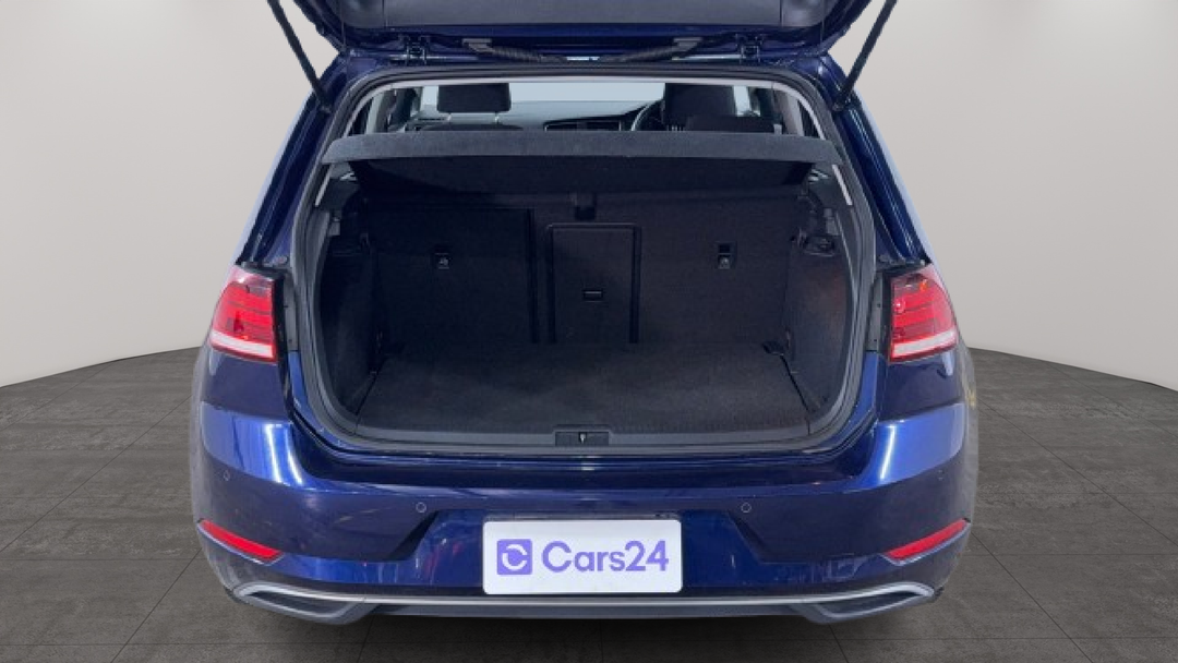 2018 Volkswagen Golf 110 Tsi Comfortline, Automatic, 104628 km, Boot Inside View