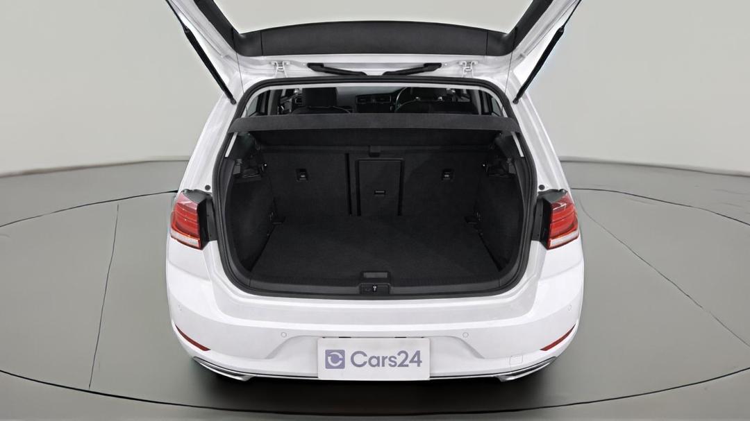 2019 Volkswagen Golf 110 Tsi Highline, Automatic, 81660 km, Boot Inside View