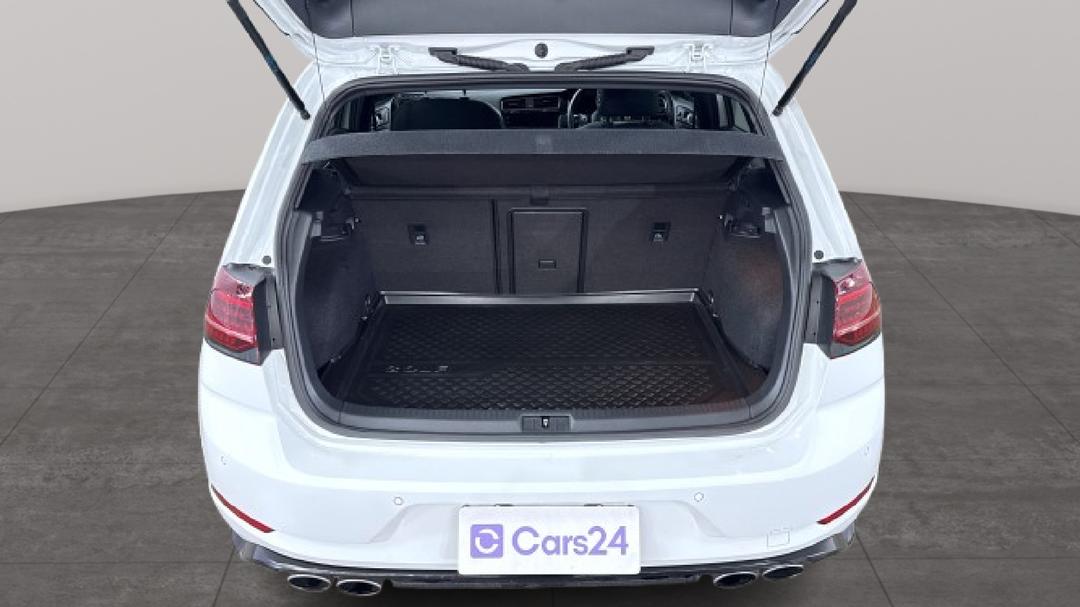 2020 Volkswagen Golf R Final Edition, Automatic, 45290 km, Boot Inside View