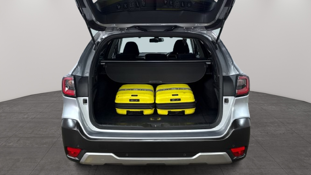 2020 Subaru Outback AWD, Automatic, 84367 km, Boot Inside View with Luggage